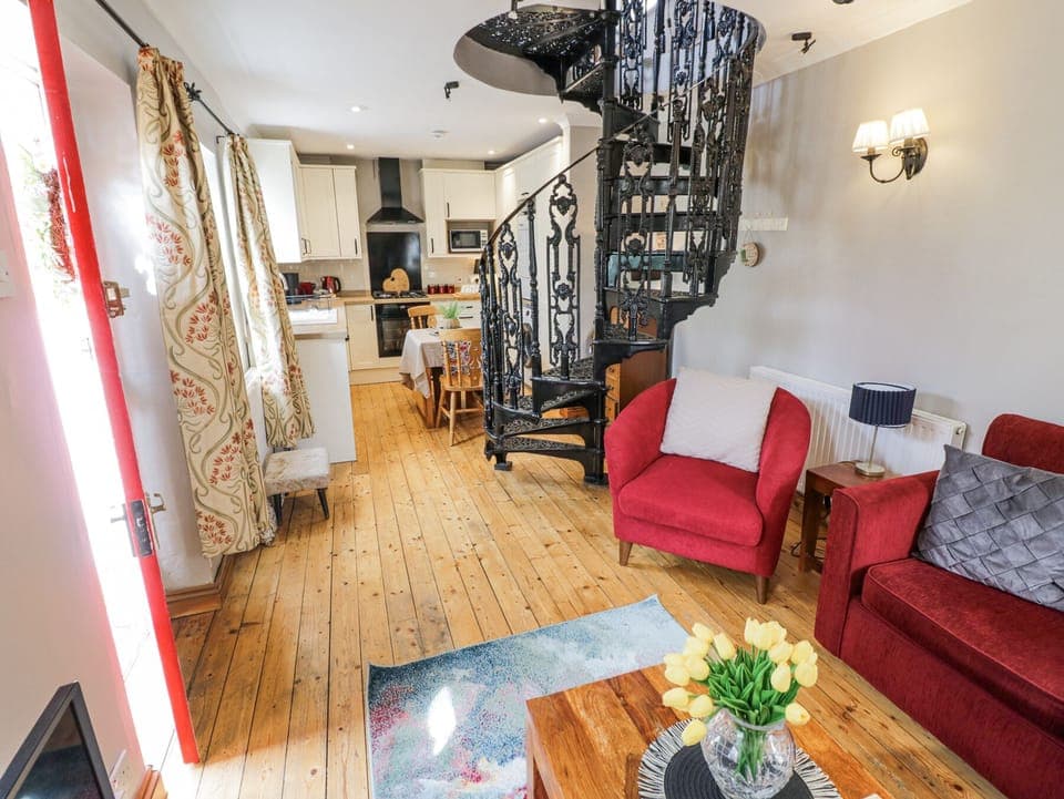 Cottage | Living area