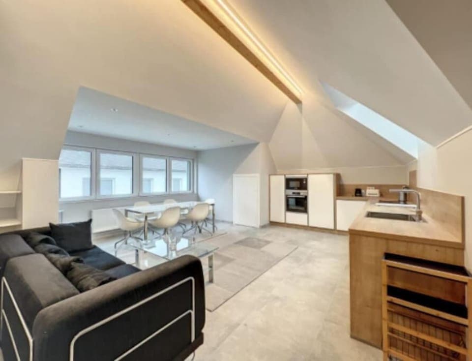 Deluxe Apartment | Living area