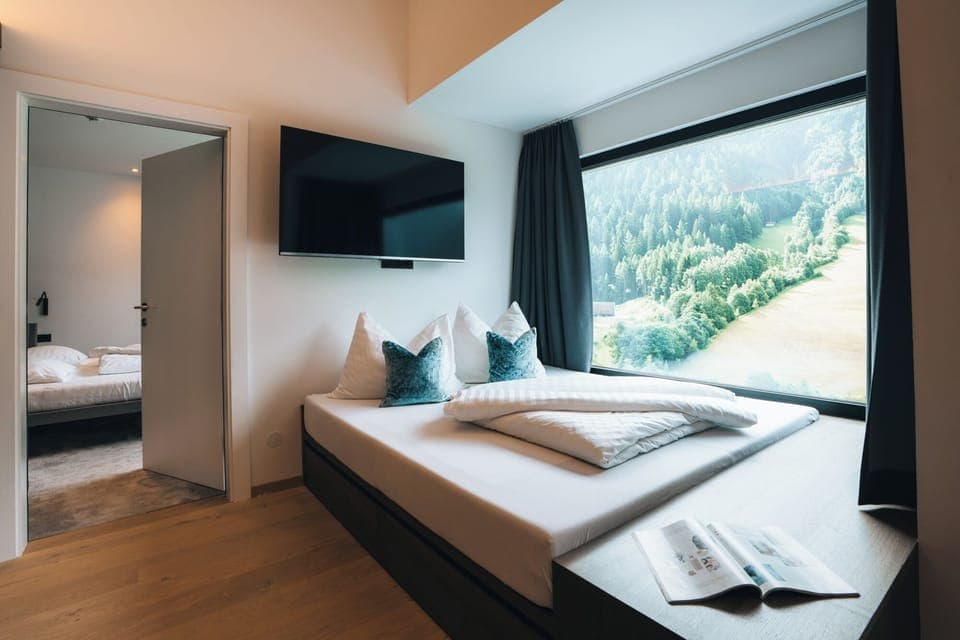 Studio Suite | Premium bedding, in-room safe, soundproofing, free WiFi