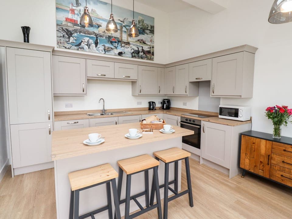 Fridge, dishwasher, electric kettle, toaster