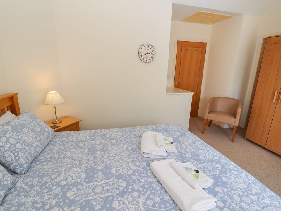 2 bedrooms, individually decorated, individually furnished, free WiFi