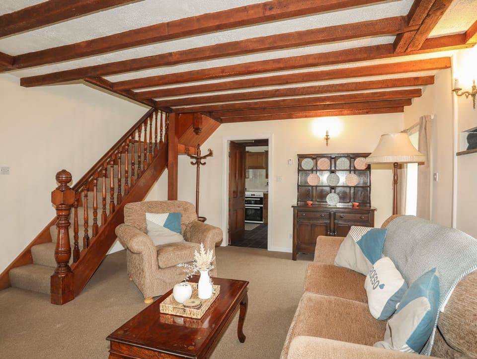 Cottage | Living area