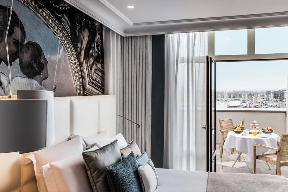 Deluxe Room, Terrace | Premium bedding, pillowtop beds, minibar, in-room safe