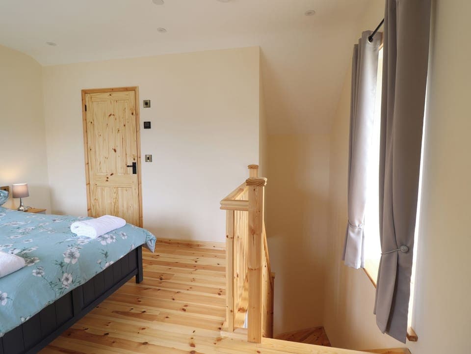 1 bedroom, individually decorated, individually furnished, free WiFi