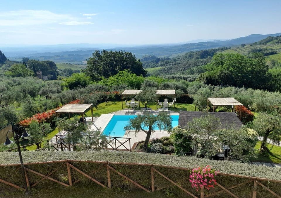 Seasonal outdoor pool, pool umbrellas, sun loungers