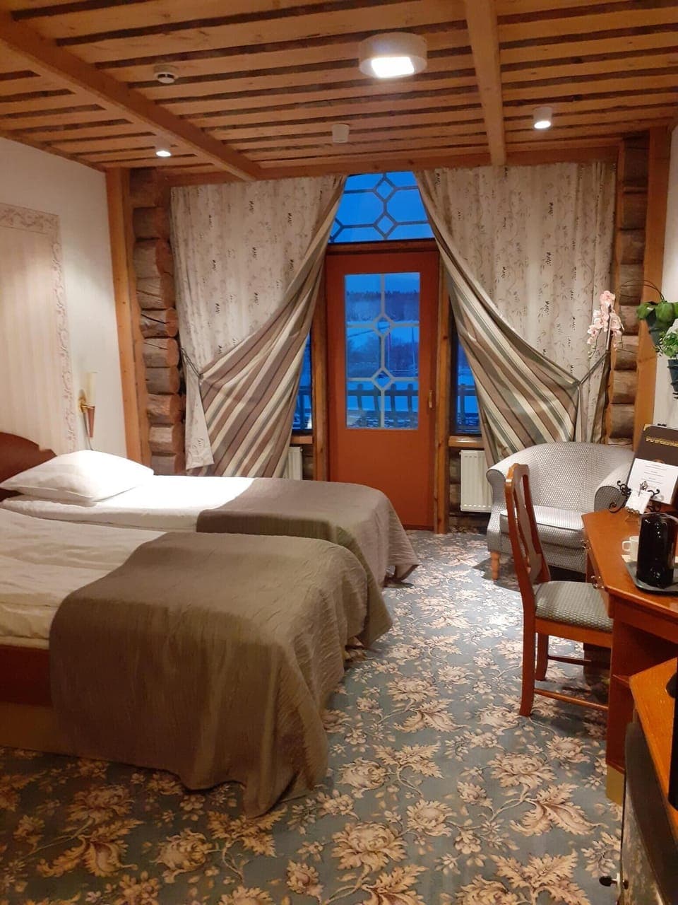 Twin Room | Soundproofing, iron/ironing board, free WiFi, bed sheets