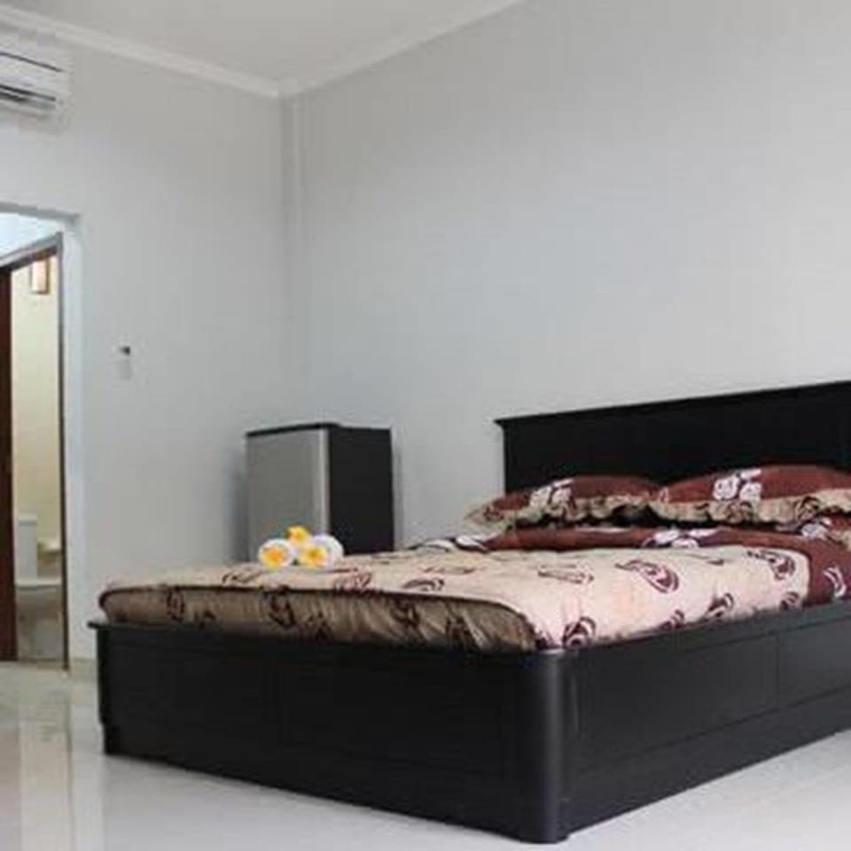 Deluxe Room (with AC) | Free WiFi