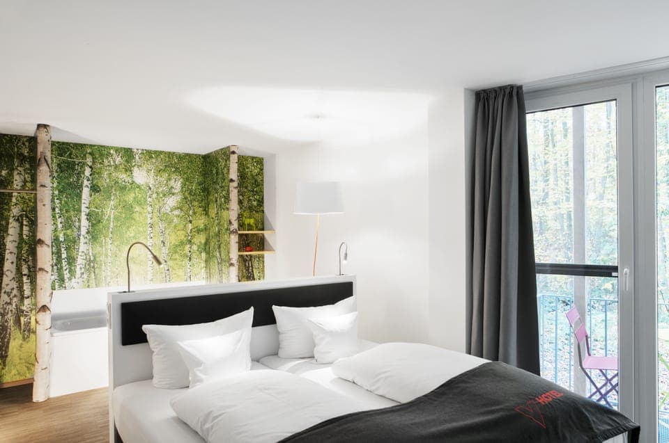 Suite, Balcony | Premium bedding, down comforters, free minibar, in-room safe