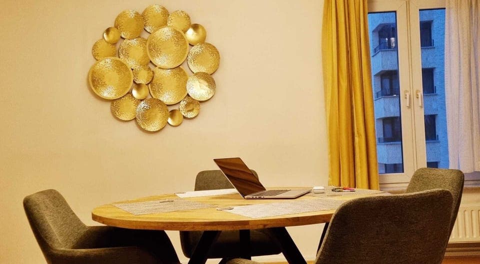 Apartment, 3 Bedrooms, Smoking, Balcony | Dining