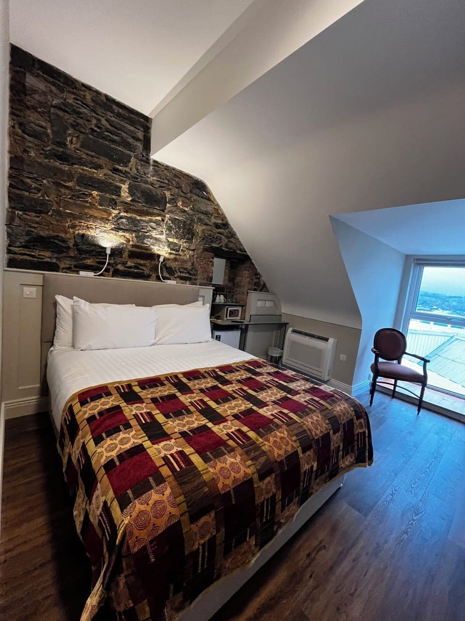 Standard Room | Free WiFi