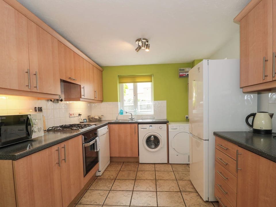 Fridge, dishwasher, electric kettle, toaster