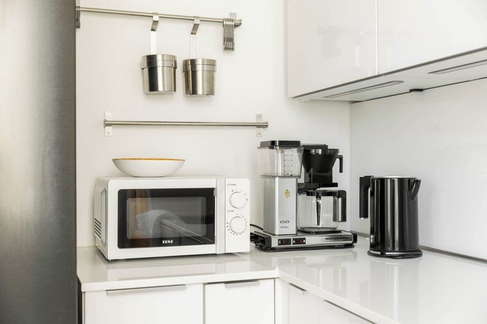 Apartment | Private kitchen | Fridge, oven, stovetop, electric kettle
