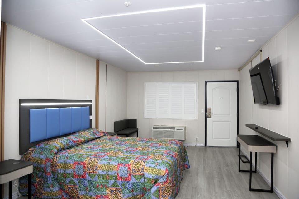 Elite Single Room | Free WiFi