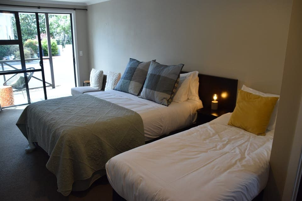 Velo Room | Hypo-allergenic bedding, individually decorated, individually furnished