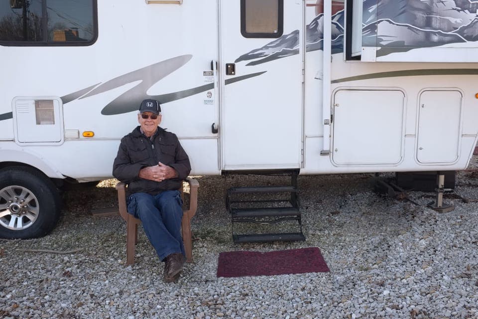 Campgrounds Spot for RVs and Campers | RV or truck parking | Free self parking