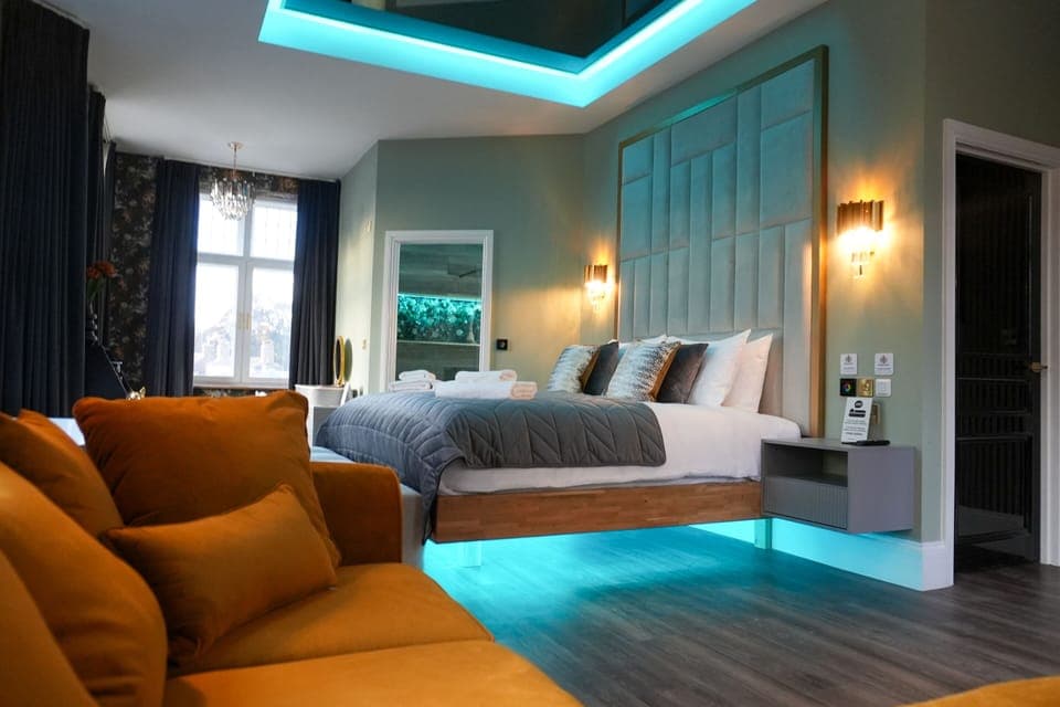 Superior Suite, Ensuite | Premium bedding, individually decorated, individually furnished