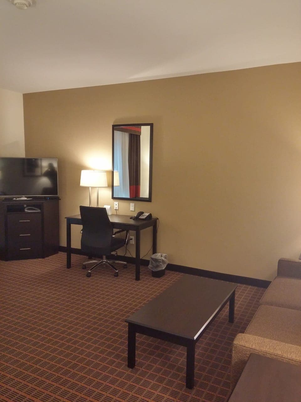 Standard Room, 1 King Bed (Extra Floor Space) | Premium bedding, in-room safe, desk, iron/ironing board