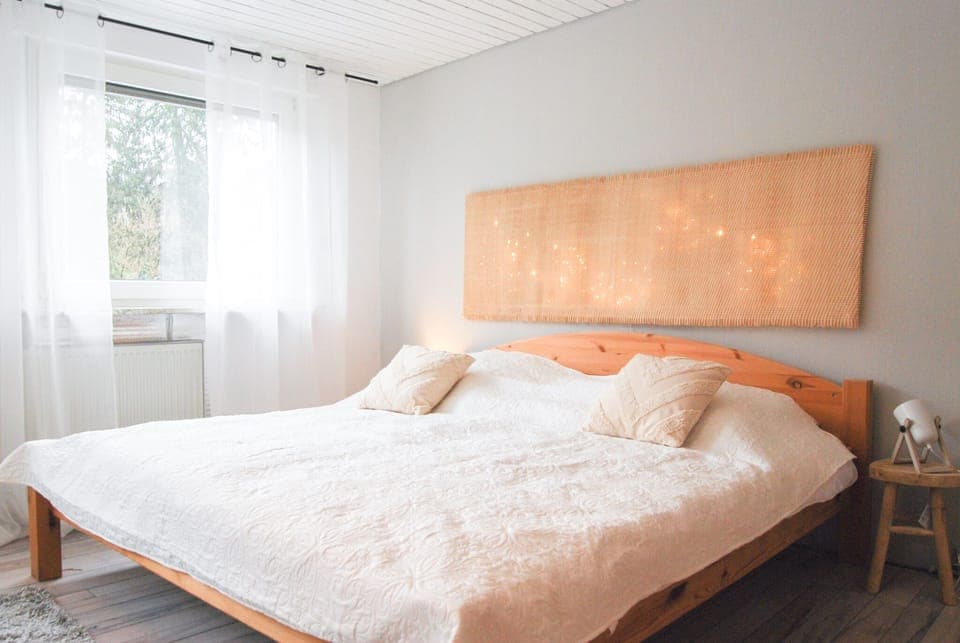 Comfort Suite | Hypo-allergenic bedding, in-room safe, blackout drapes