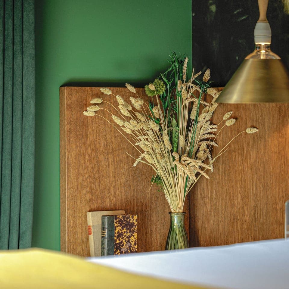 Junior Suite | Premium bedding, minibar, in-room safe, individually decorated