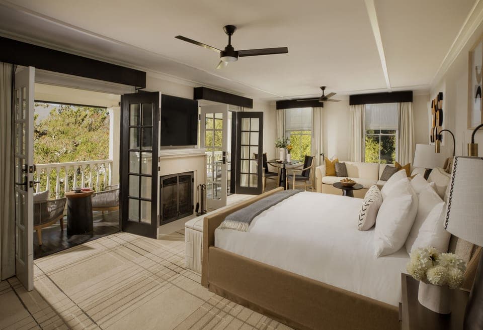 Premium bedding, down comforters, pillowtop beds, minibar