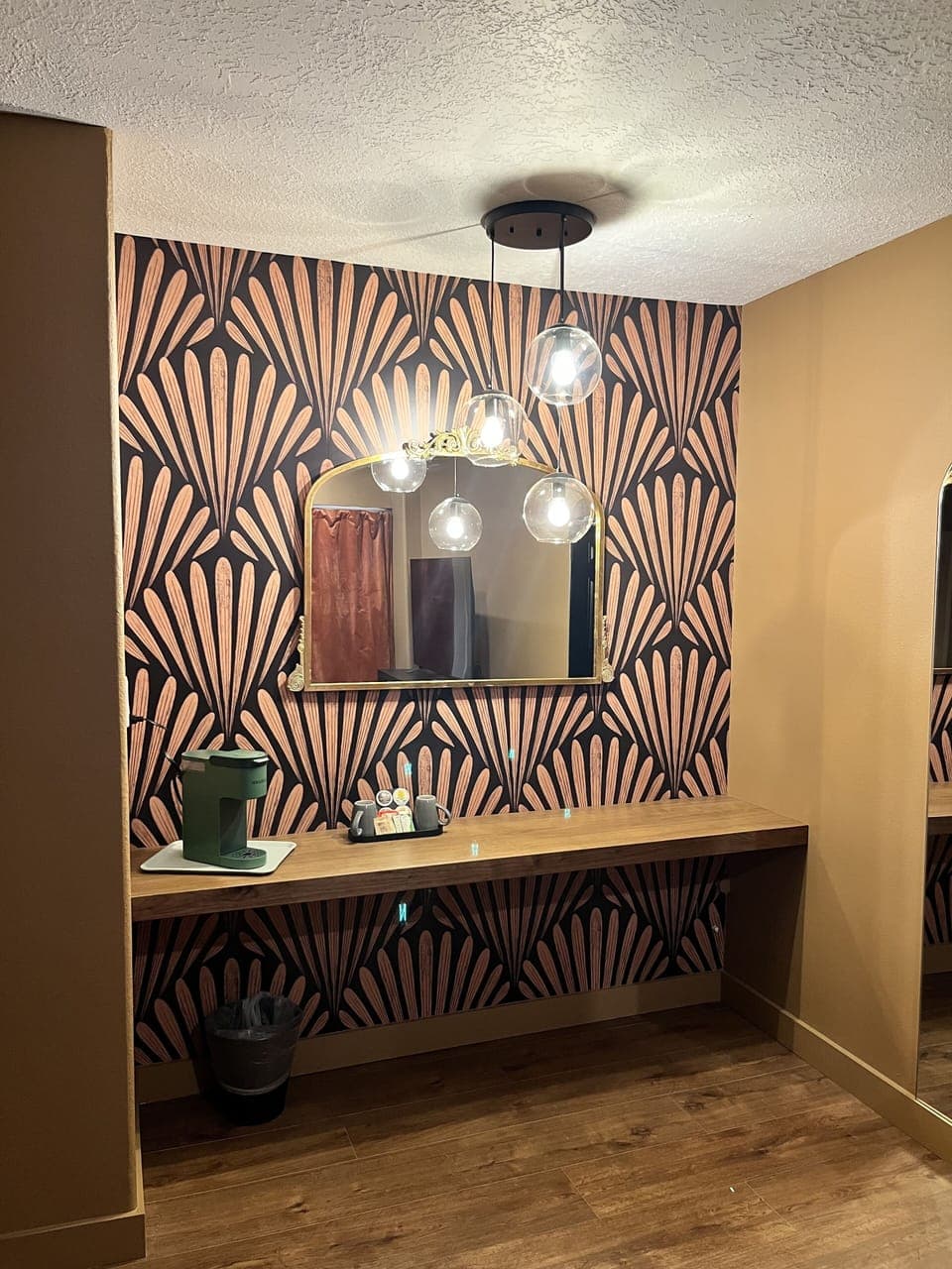 Deluxe Suite, 1 King Bed with Sofa bed | Premium bedding, down comforters, pillowtop beds, in-room safe