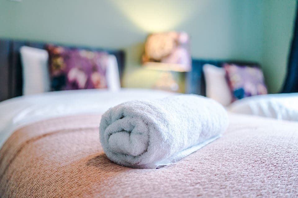 5 bedrooms, free WiFi, bed sheets