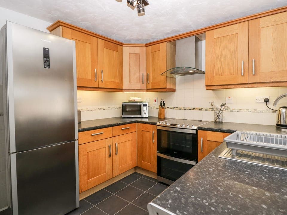 Fridge, dishwasher, electric kettle, toaster