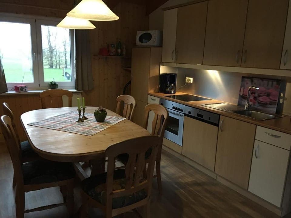 Kitchen / Dining Room