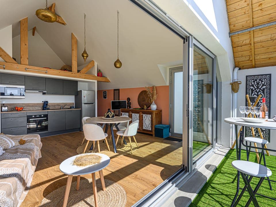 Kitchen / Dining Room