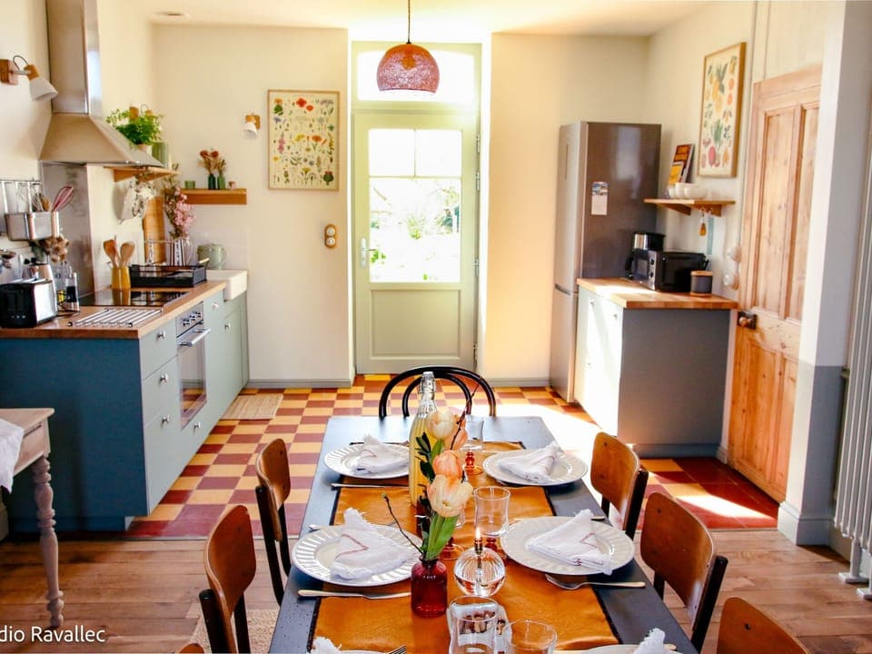 Kitchen / Dining Room