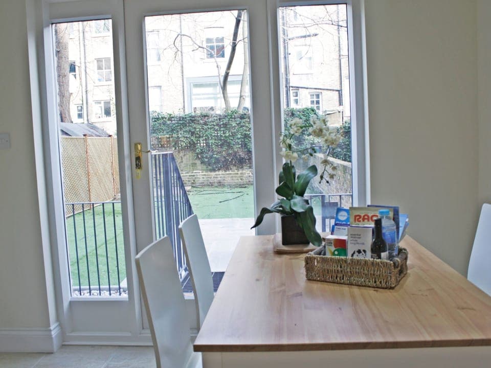 Urban Stay Oxford Gardens 1-Bett 1-Bad Apartment in City of Westminster