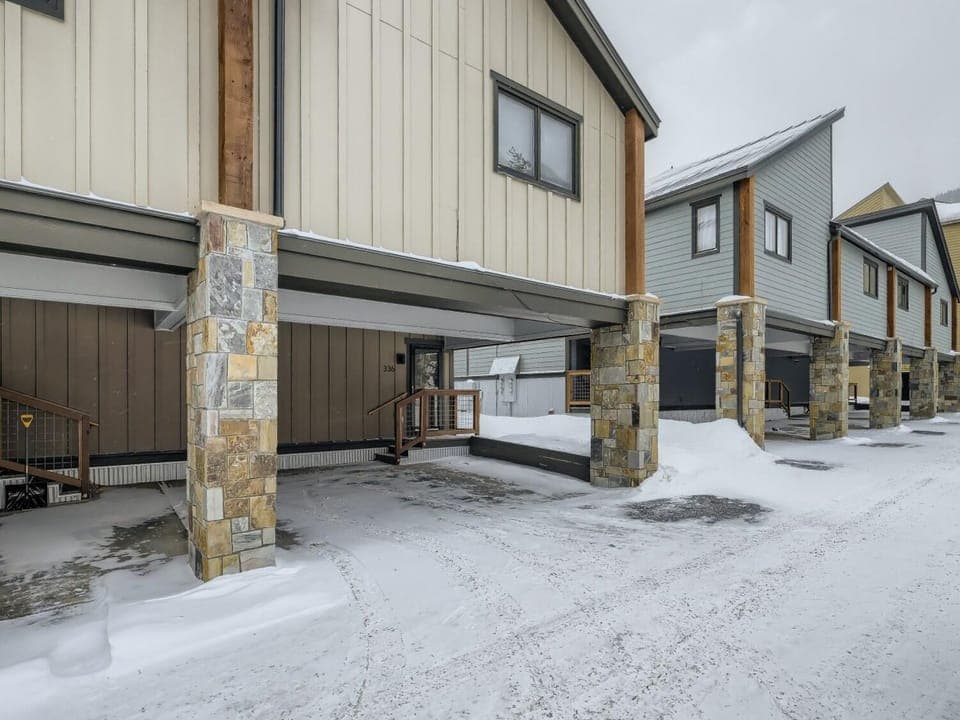 Windwood Condos
