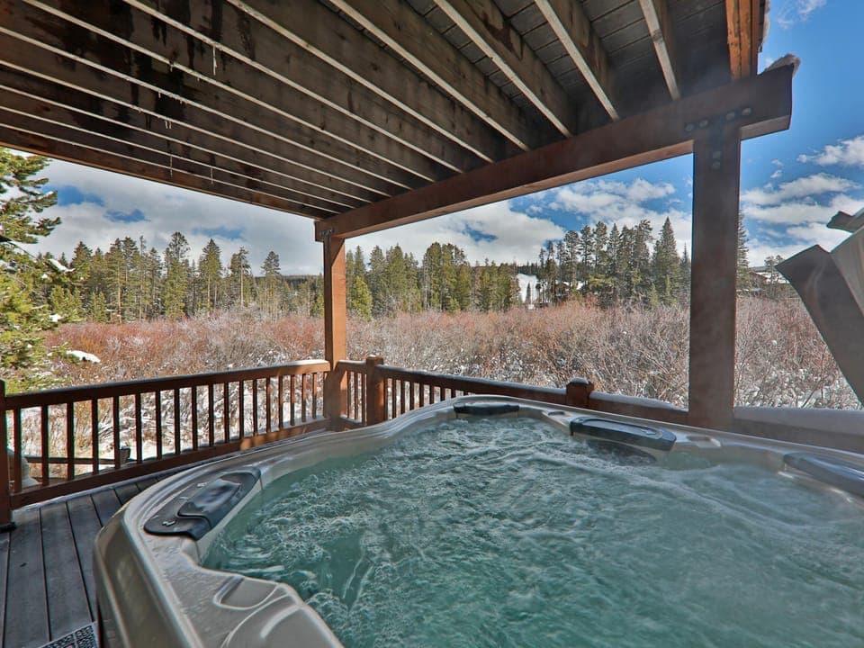 Jacuzzi