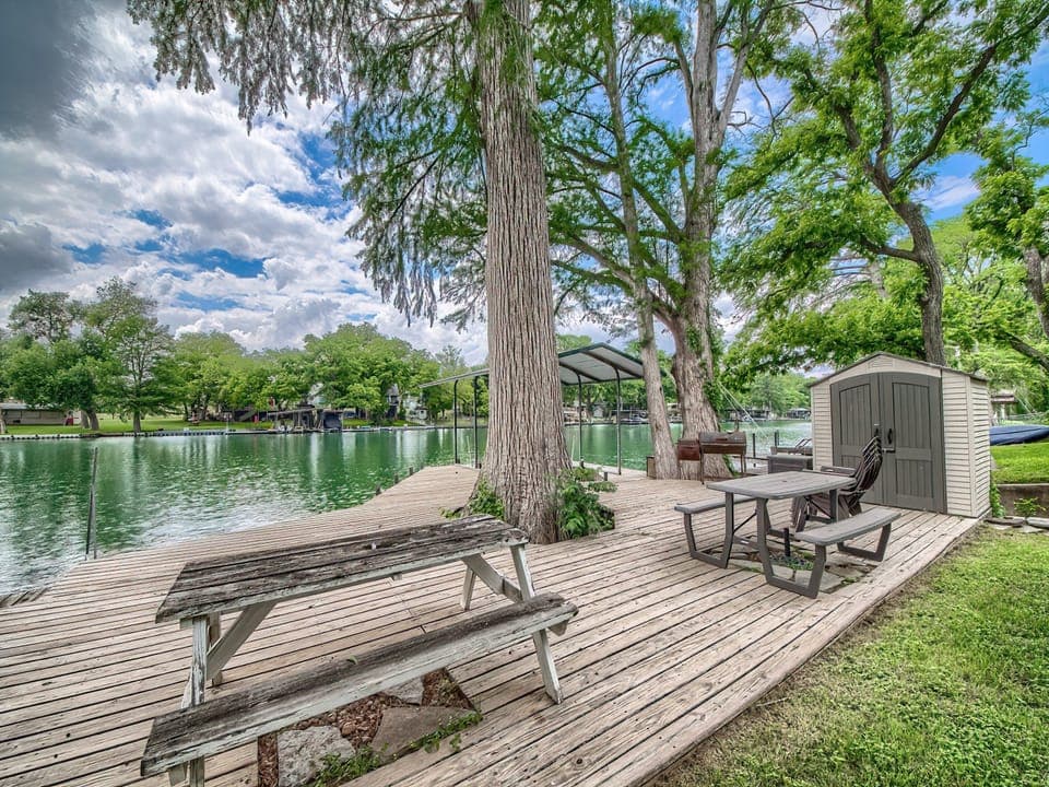 The lake is back!! This is the shared dock across the street, access is included as part of this rental.