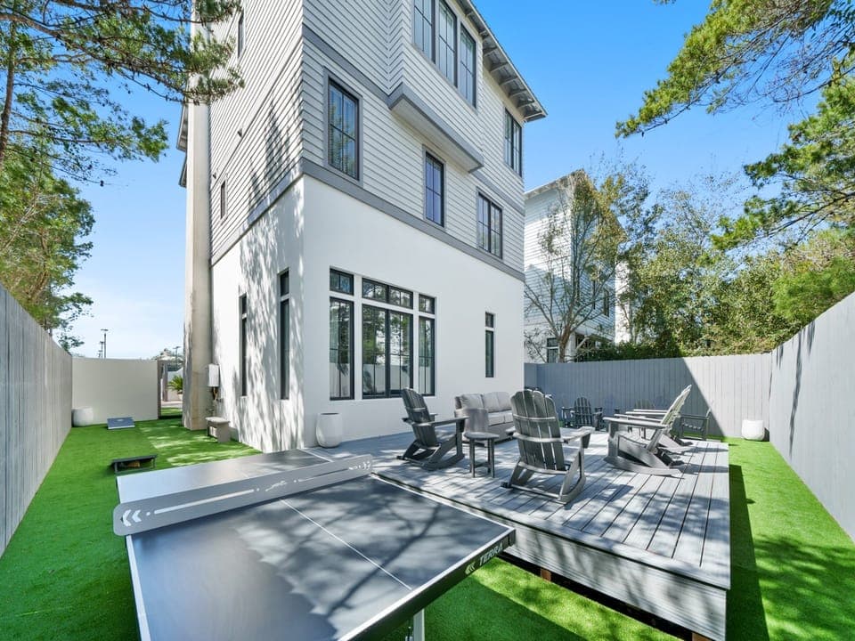 Winston At Rosemary | Outdoor Kitchen | Gas Firepit | Ping-Pong Table | Cornhole | Expansive Lounging Area