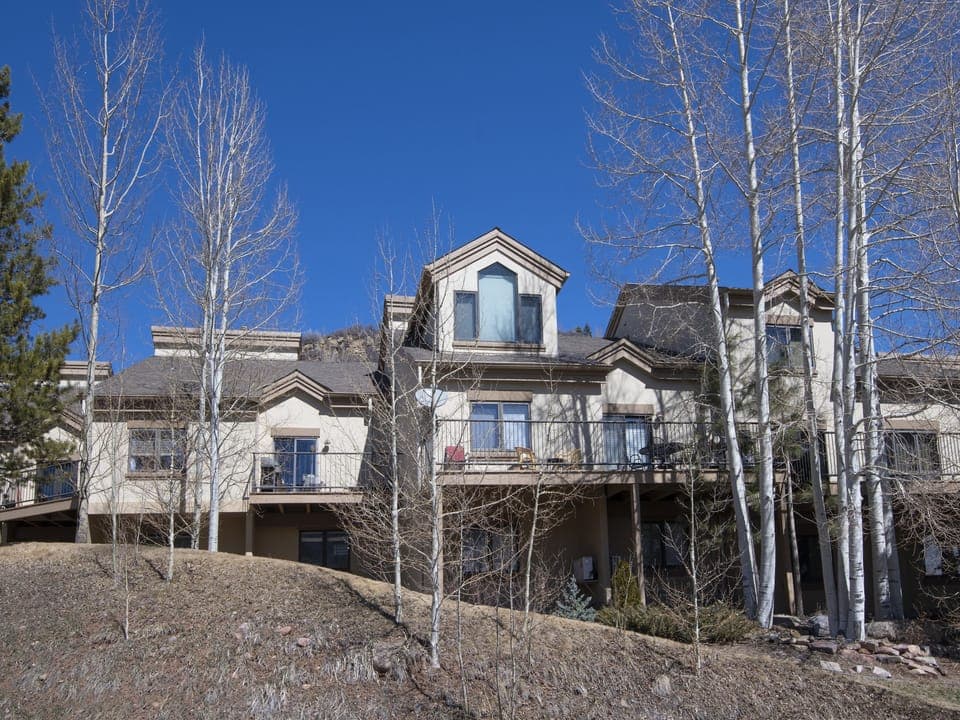 Vail-Pt-7-MLS_01
