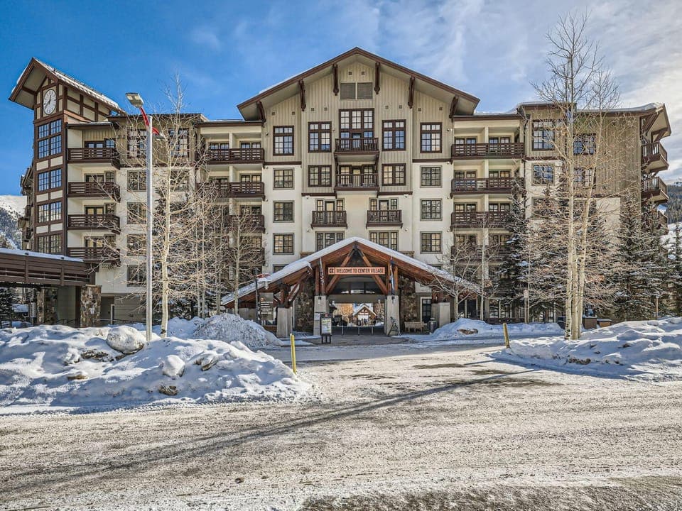 Passage Point Condos