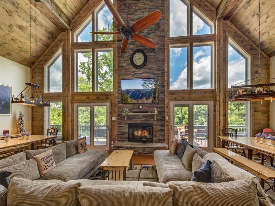 Great Room with Fireplace