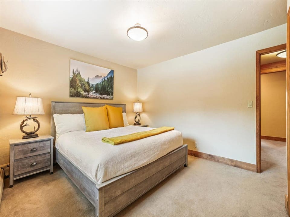 Bedroom - Friendly Fox Chalet - Breckenridge Vacation Rental