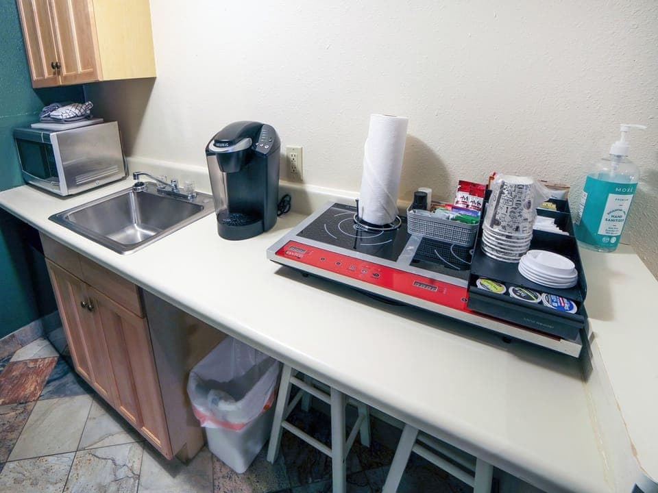 Kitchenette