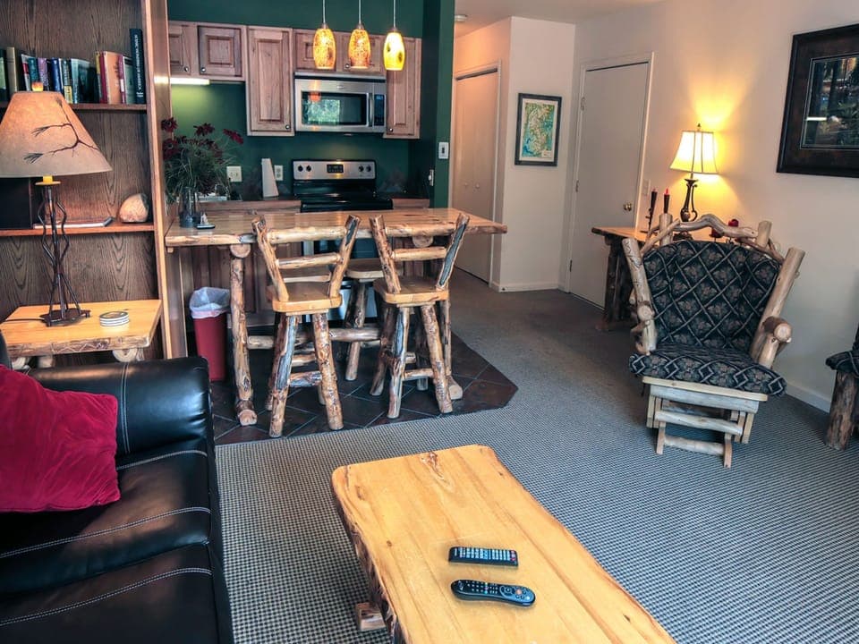 Breakfast Bar
