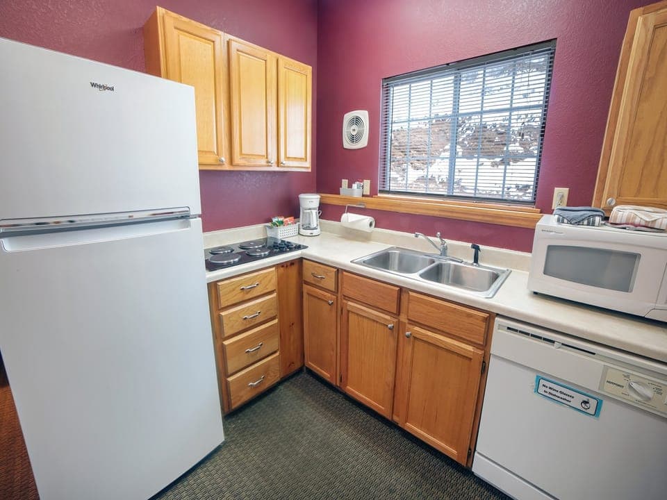 Full Kitchen