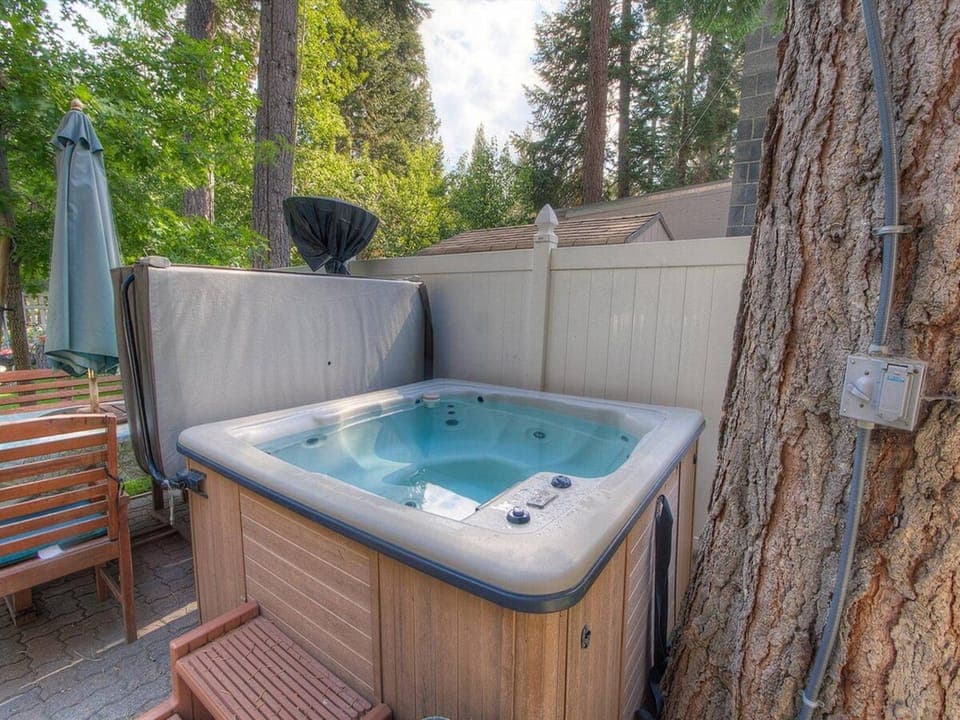 cyh1077 hot tub