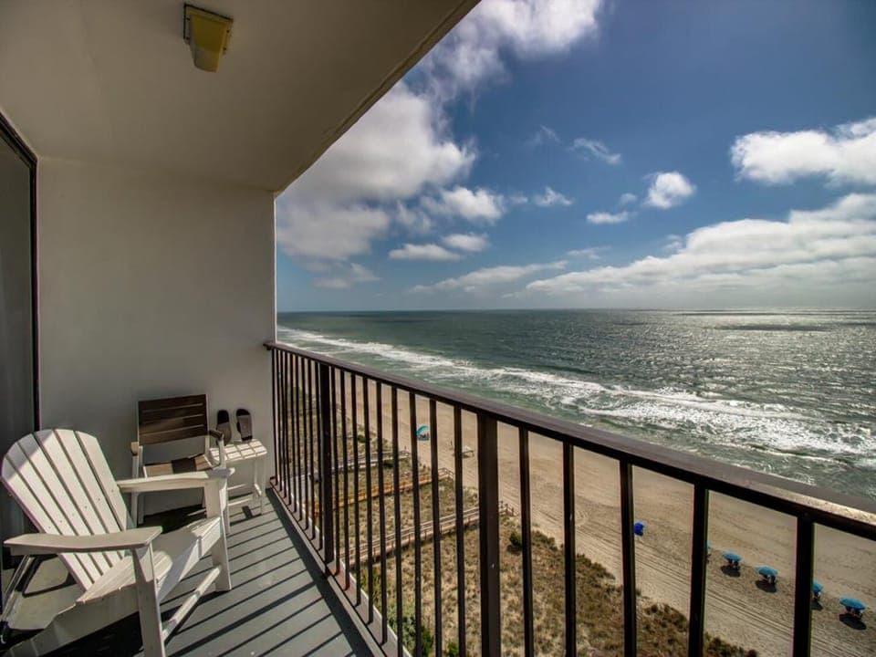 Atlantic Towers 1107-large-020-006-Balcony-1499x1000-72dpi