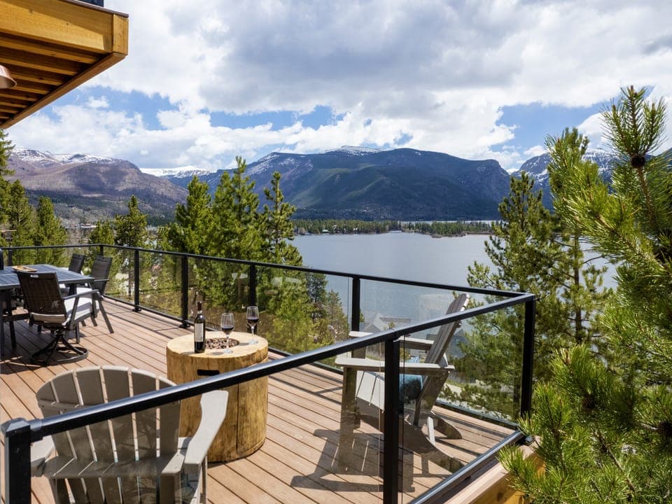 Stunning Panoramic Views From Deck with Gas Fireplace Stunning Panoramic Views From Deck with Gas Fireplace
