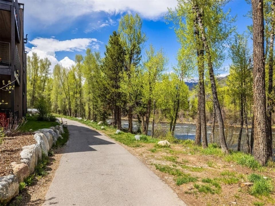 Exterior - River West 522 - Silverthorne Vacation Rental