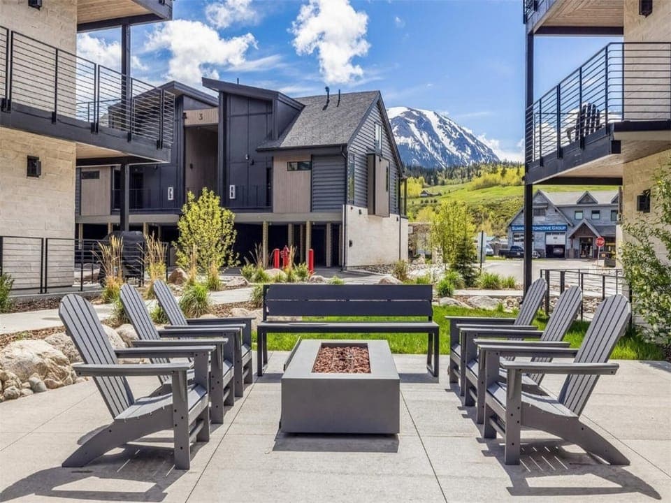 Exterior - River West 522 - Silverthorne Vacation Rental