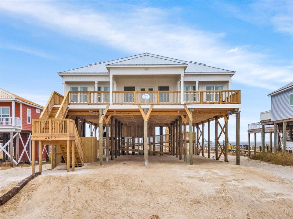 001 The Anchored Lighthouse Dauphin Island Beach Rentals