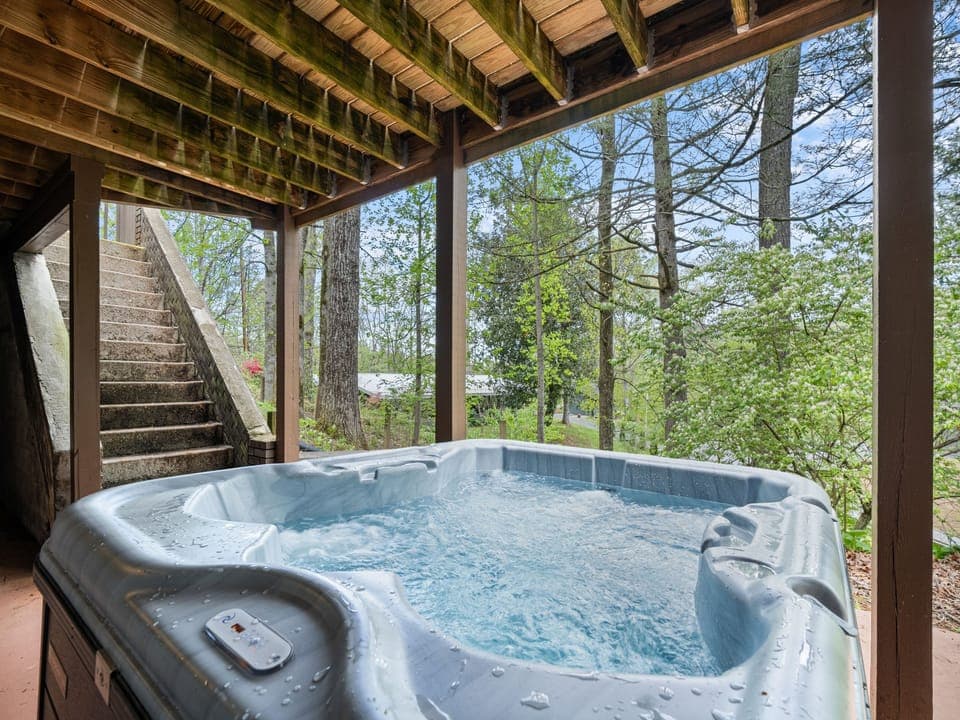 Tub
