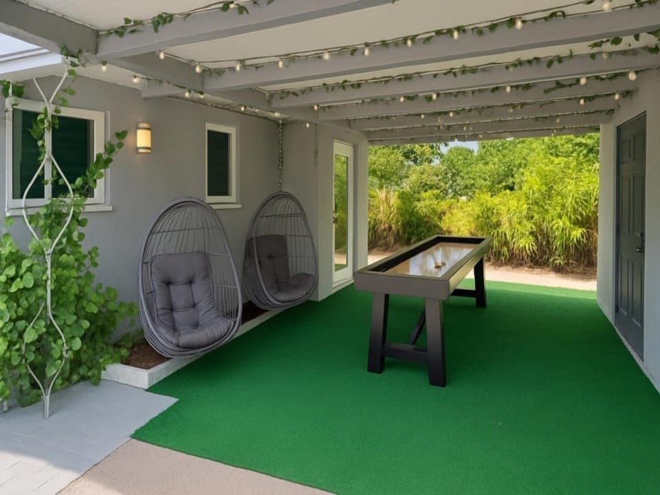 FriendlyCarport1-resizedto2880